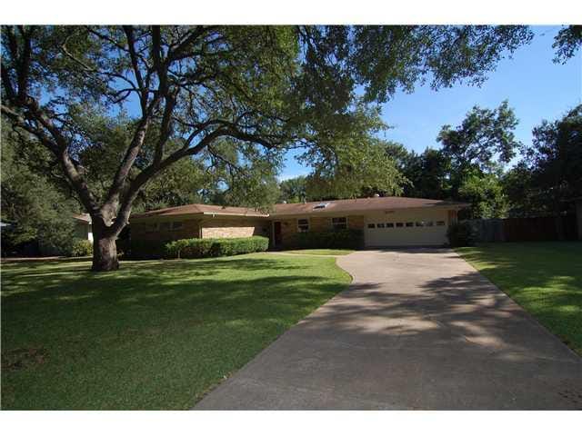 2707 Park View Dr