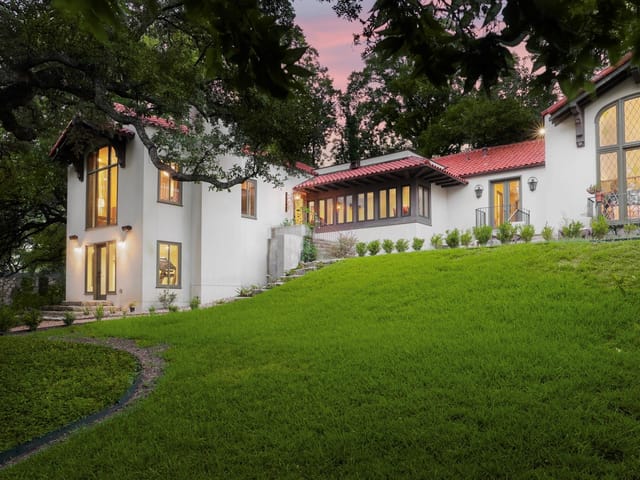 2707 Wooldridge DR