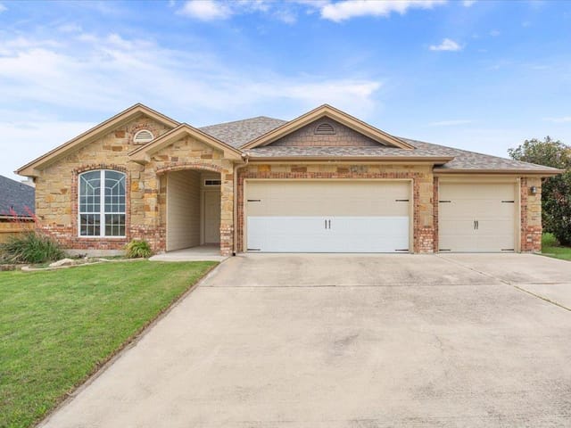 2709 Alamocitos Creek DR
