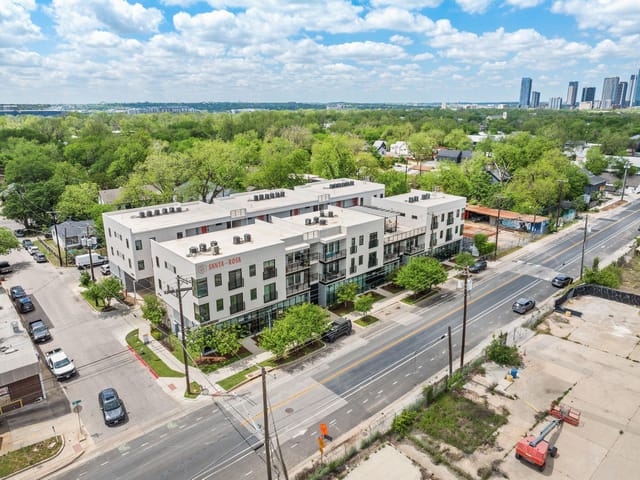 2709 E 5th St Unit #1306