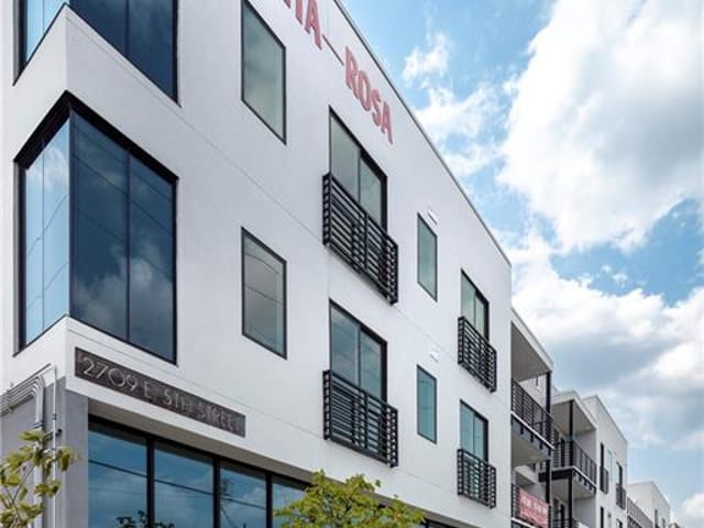 2709 E 5th St Unit #2306