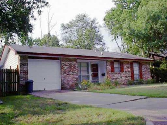 2709 FRIAR TUCK Ln