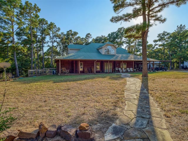 271  Sandy Rd  #B