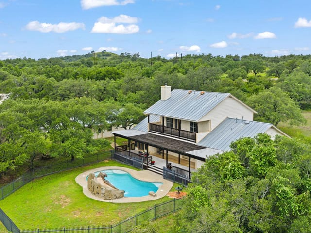 271 Summit DR