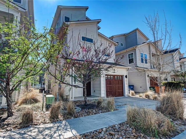2711 Halcyon Dr