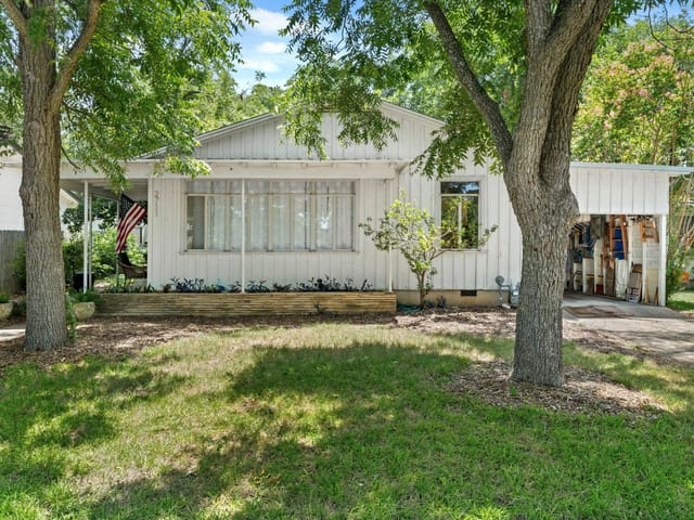 2711 Pegram Ave