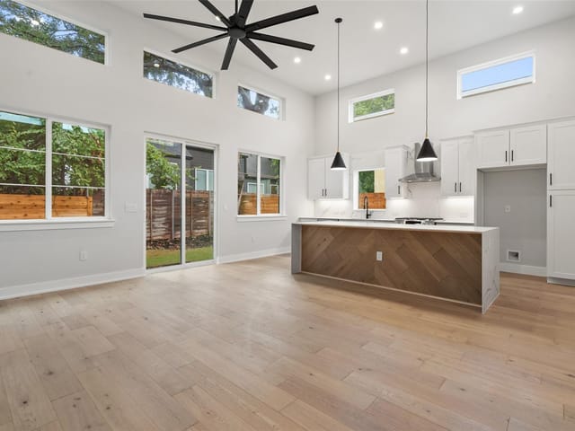 2711 Stacy Ln Unit #2