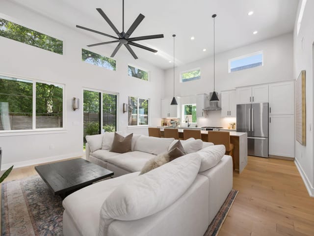 2711 Stacy Ln Unit #2