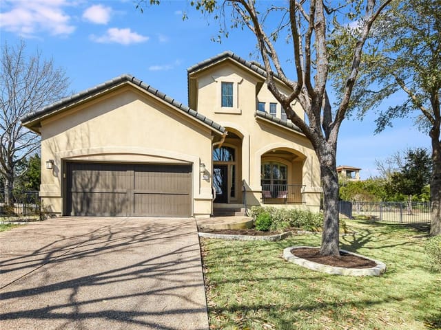 2712 Woodland Hills Cv