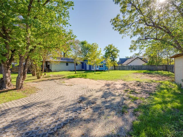 2713 Sweeney LN