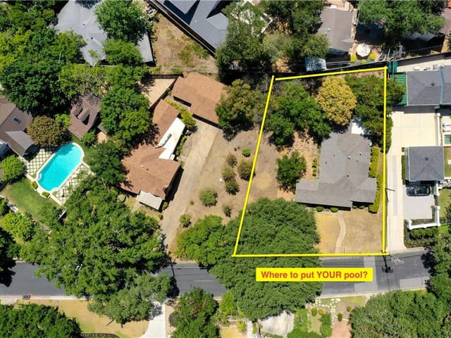 2716 Wooldridge Dr