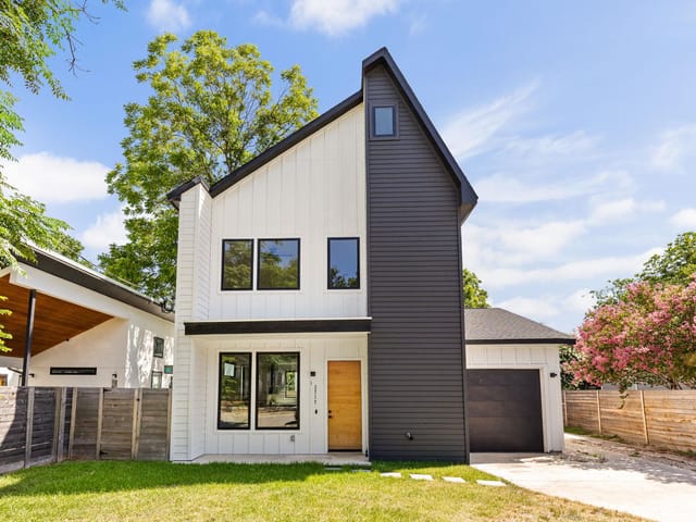 2717 Lyons RD Unit #1