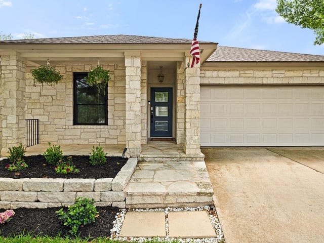 2720 Cascade Falls Dr