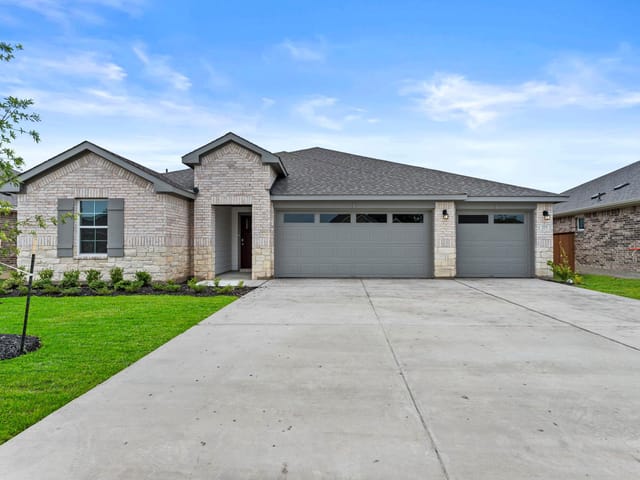 273 Rivers Edge DR