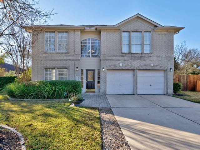 2731 Winding Brook Dr