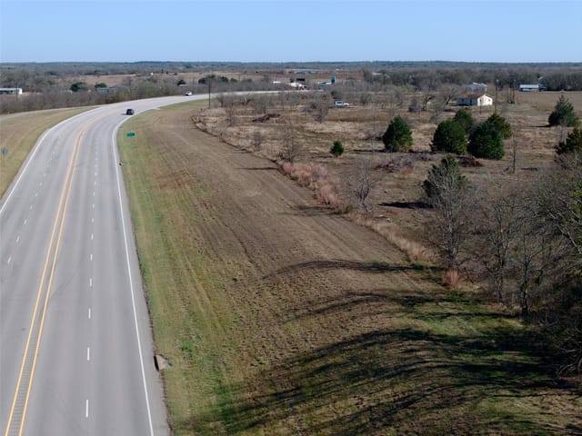 2747 21 E Hwy E