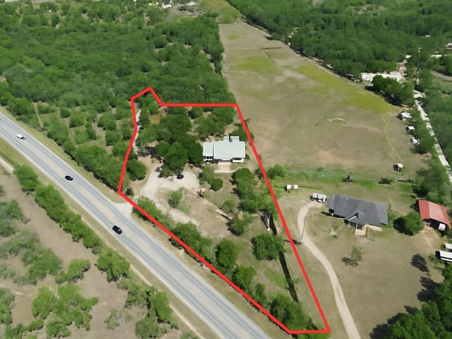 2777  Highway 21 W