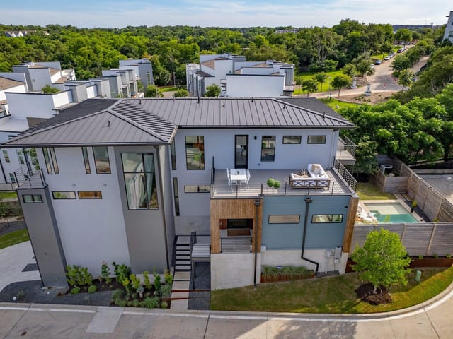 2800 Del Curto RD Unit #9