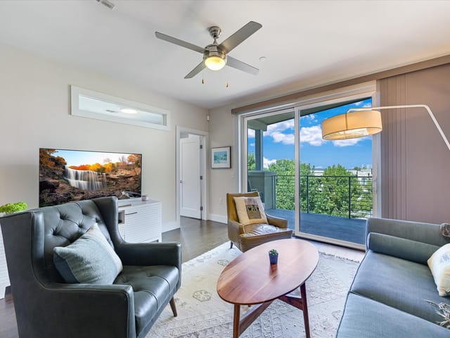 2800 Treble LN Unit #831