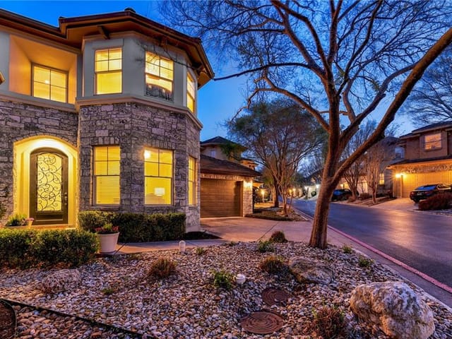 2800 WAYMAKER WAY Unit #47