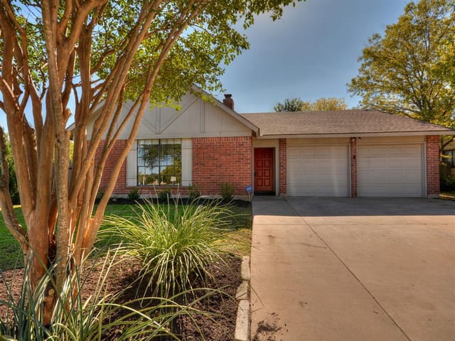 2801 BUSHNELL Dr