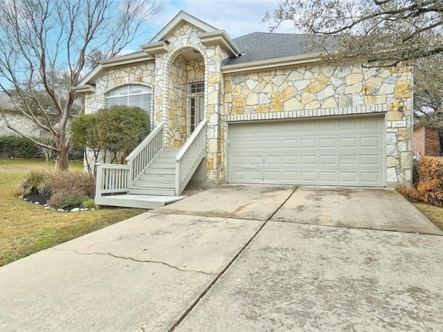 2801 CASCADE FALLS Dr
