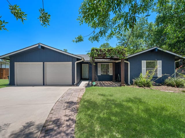 2801 Cornish CIR