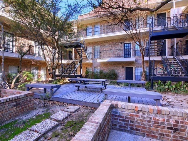 2801 Rio Grande ST Unit #104