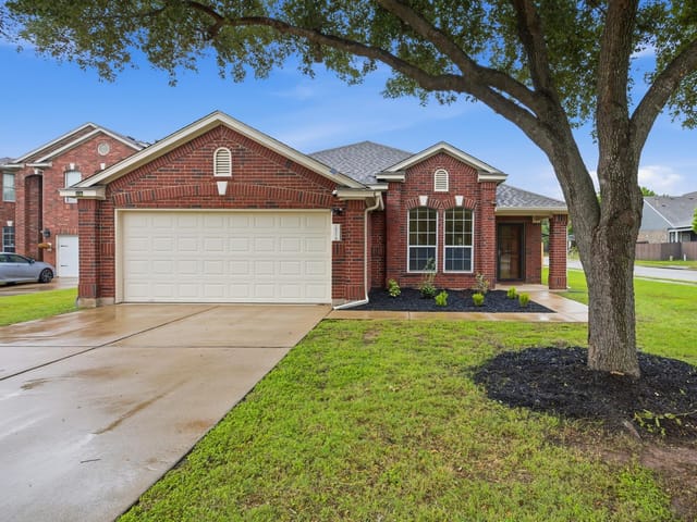 2801 Stirrup Cv