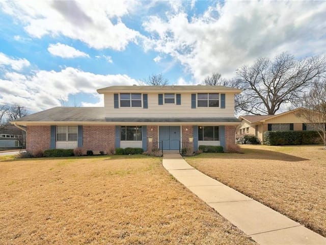 2801 Winston Ct