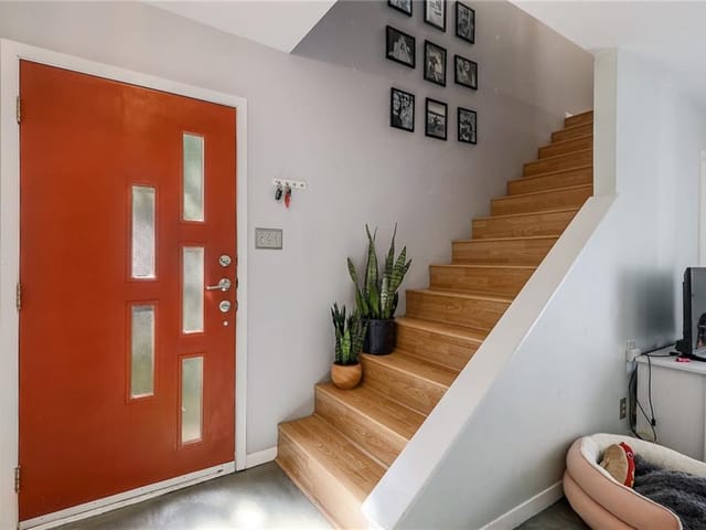 2802 Skyway Cir