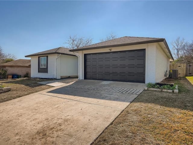 2803 Dublin Dr