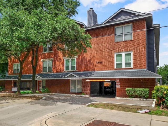 2804 Rio Grande St Unit #202
