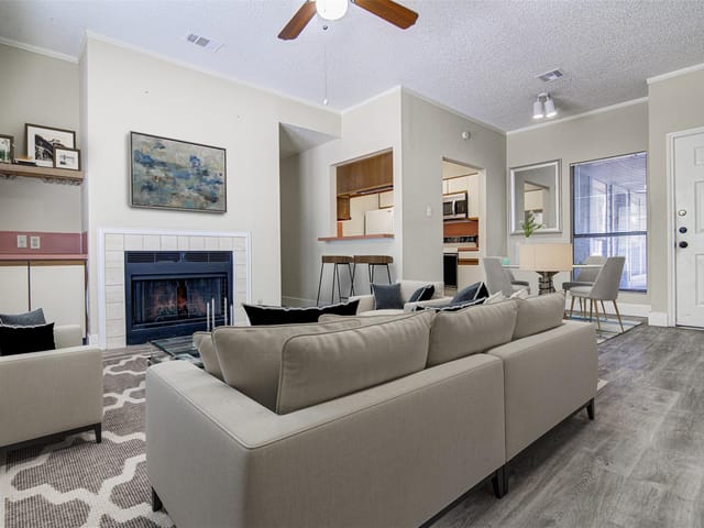 2804 Rio Grande ST Unit #208