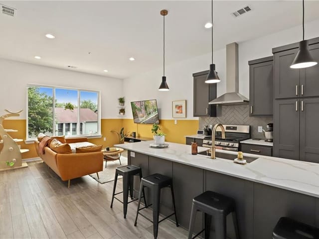 2804 S 1st St Unit #1105