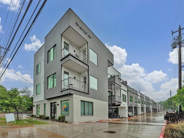 2804 S 1st St Unit #1112