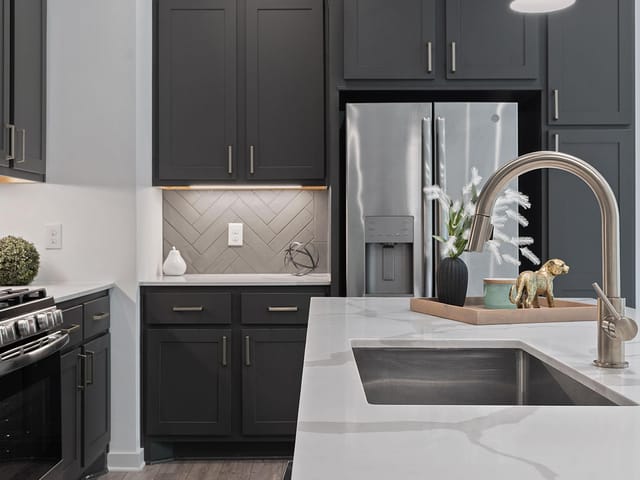 2804 S 1st St Unit #2104