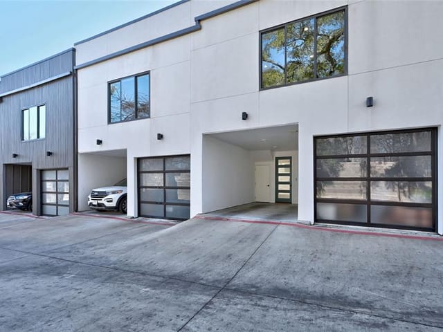2804 S 1st St Unit #2106