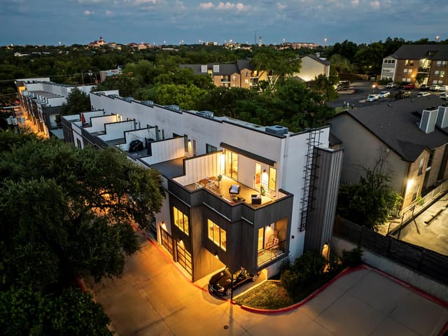 2804 S 1st St Unit #2107