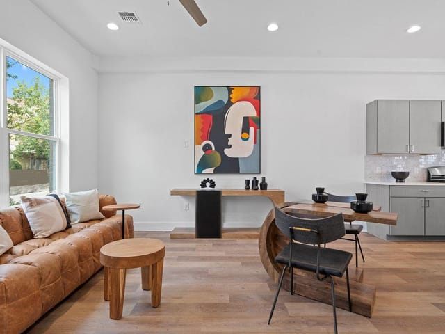 2805 McCurdy St Unit #12
