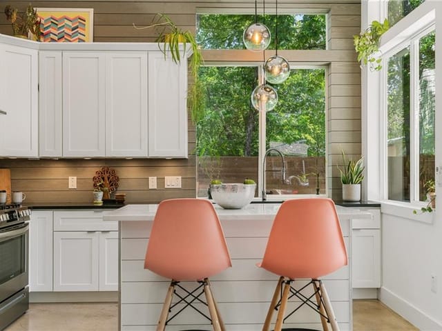 2806 Lyons Rd Unit #1