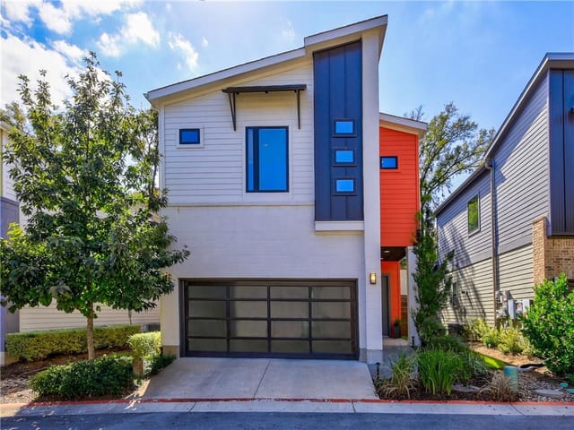 2807 Del Curto RD Unit #M