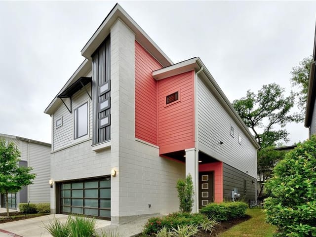 2807 Del Curto RD Unit #M