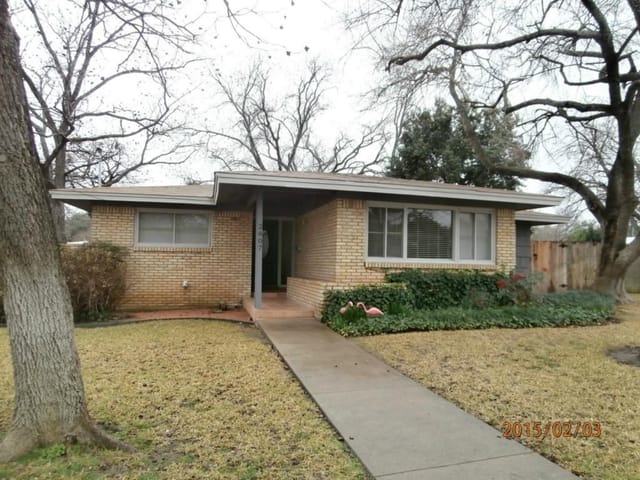 2807 W FRESCO Dr