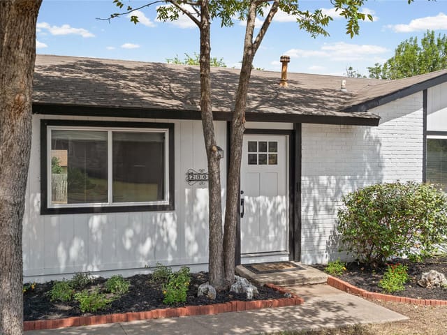 2808 Dillion Hill DR
