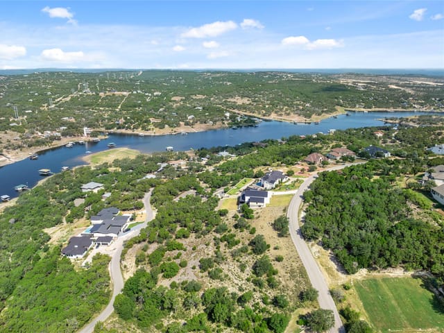 2808 Lakehurst Rd