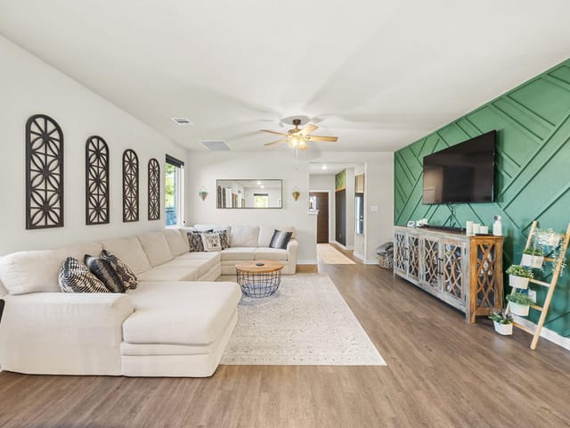 2809  Stone Branch Dr