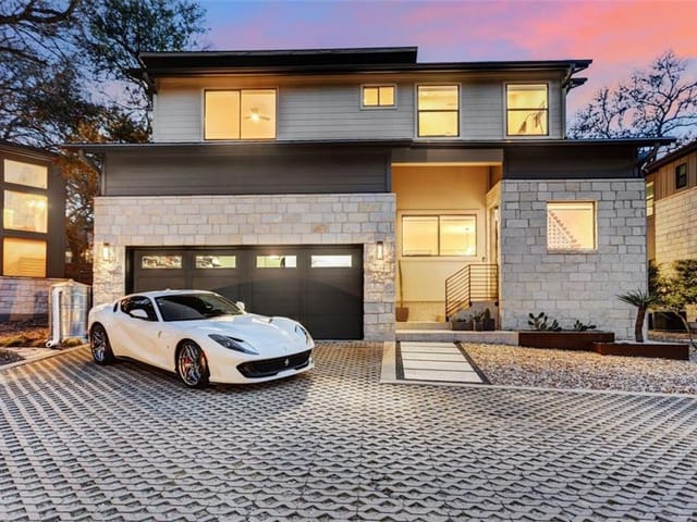 2811 Del Curto Rd Unit #B