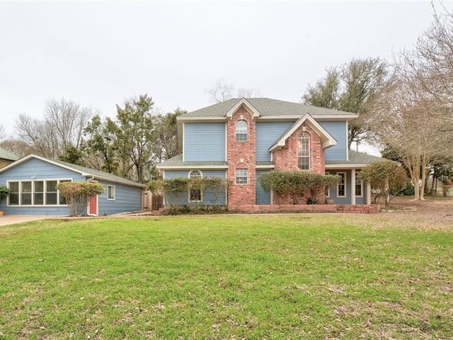 2811 Mecca Rd