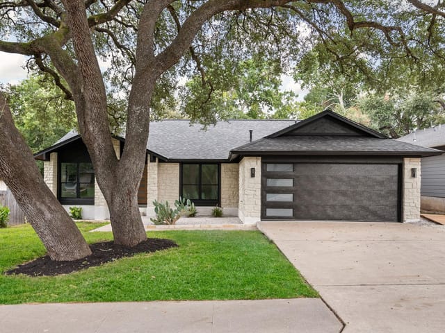 2811 Norfolk Dr